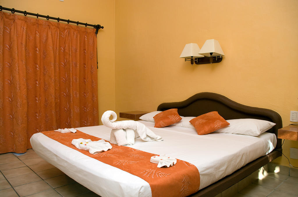 Hotel Lunasol Плая-дель-Кармен Экстерьер фото