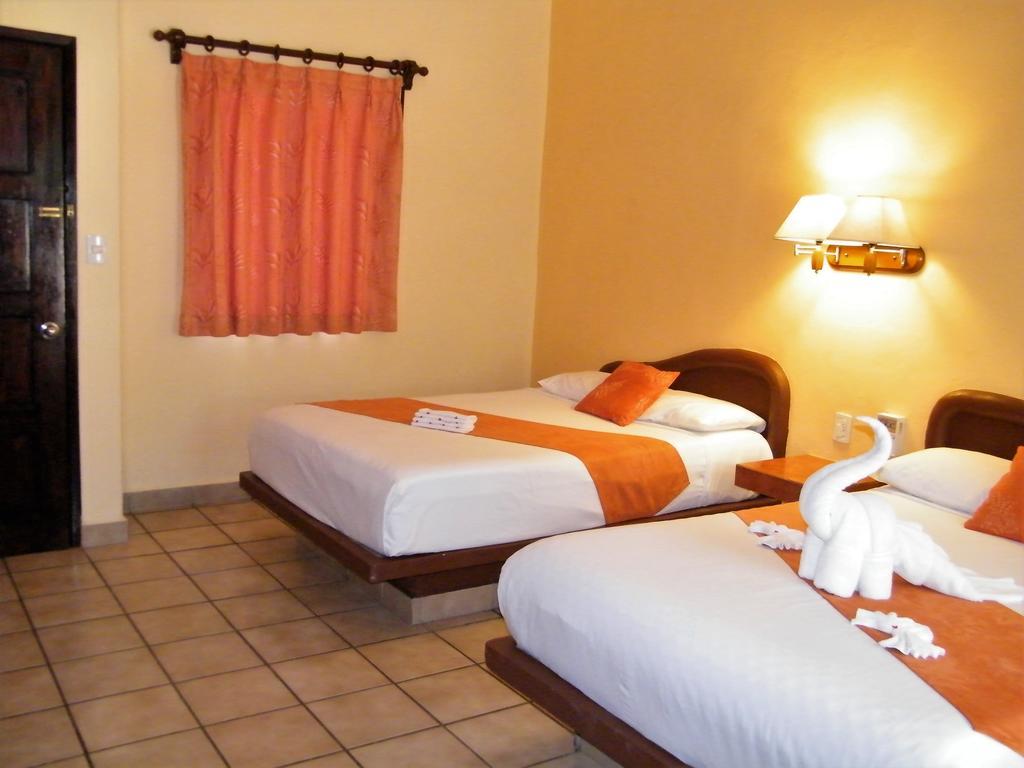 Hotel Lunasol Плая-дель-Кармен Экстерьер фото