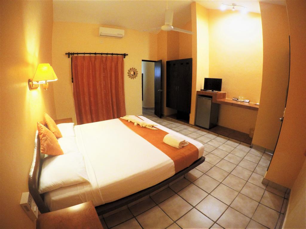 Hotel Lunasol Плая-дель-Кармен Экстерьер фото